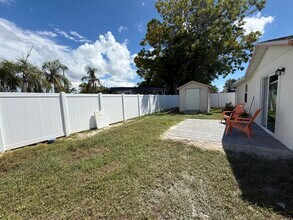 2702 Ochatilla Rd in Holiday, FL - Building Photo - Building Photo