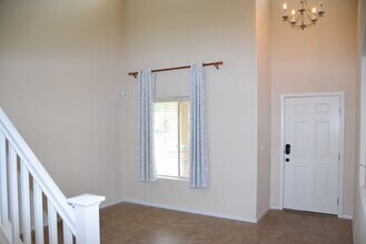 8179 Skytop Ledge Ave in Las Vegas, NV - Building Photo - Building Photo