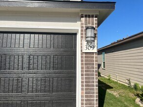 309 Deer Haven in New Braunfels, TX - Building Photo - Building Photo