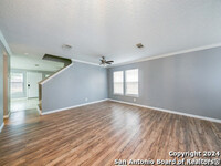 7811 Encanto Vis Dr in San Antonio, TX - Foto de edificio - Building Photo