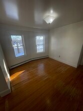 36 Ohio Ave, Unit 2 in Lawrence, MA - Building Photo - Building Photo