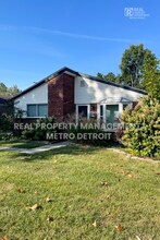 4632 Monroe St in Dearborn Heights, MI - Building Photo - Building Photo