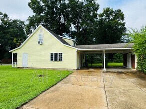 697 Chatsworth Dr in Montgomery, AL - Building Photo - Building Photo