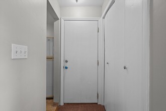 18 Mason Ct in Amesbury, MA - Building Photo - Building Photo