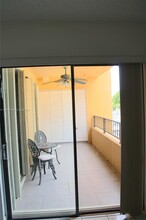 10829 NW 7th St, Unit 8-23 in Miami, FL - Building Photo - Building Photo