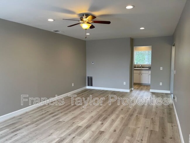 1651 Peacock Blvd in Oceanside, CA - Building Photo - Building Photo