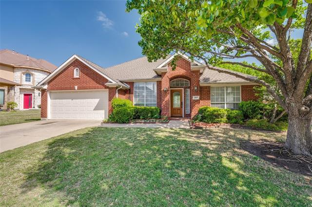 property at 2513 Royal Troon Dr