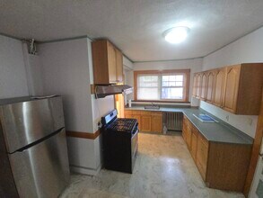 49 Parsons St, Unit #1 in Boston, MA - Building Photo - Building Photo
