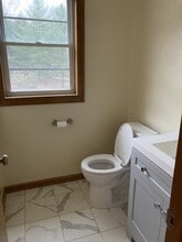 30 Mansfield Dr, Unit 301 in Northford, CT - Building Photo - Building Photo
