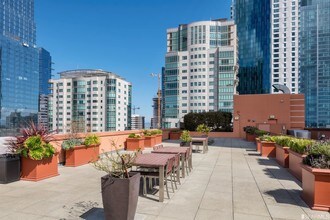 50 Lansing St-Unit -101 in San Francisco, CA - Building Photo - Building Photo