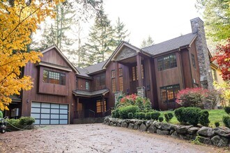 3839-3136 136th Ave NE in Bellevue, WA - Building Photo - Building Photo