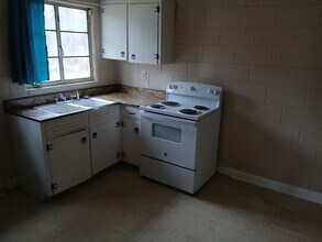 2428 E Garner Rd in Raleigh, NC - Building Photo - Building Photo