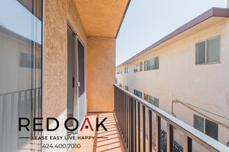 4069 Oakwood Ave in Los Angeles, CA - Building Photo - Building Photo