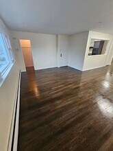 47 Brighton Ter, Unit 2 in Irvington, NJ - Foto de edificio - Building Photo