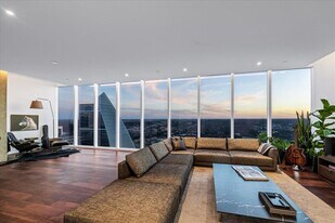 301 West Ave in Austin, TX - Building Photo