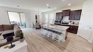 9372 McLaren Alley in Winter Garden, FL - Building Photo - Building Photo