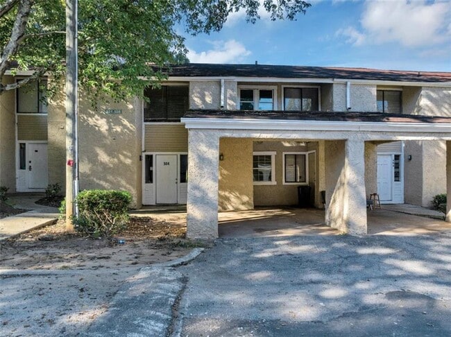 property at 3575 Oakvale Rd