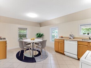 12 Frances St in Newton, MA - Building Photo - Building Photo