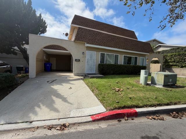 7916 Camino Kiosco in San Diego, CA - Building Photo