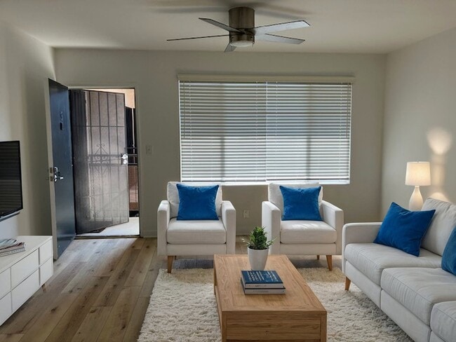 333 Vernon Ave, Unit 15