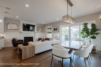 7 Maplewood Ave in Rumson, NJ - Building Photo - Building Photo