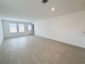 9026 Artic Rockfish Dr in Baytown, TX - Building Photo - Building Photo