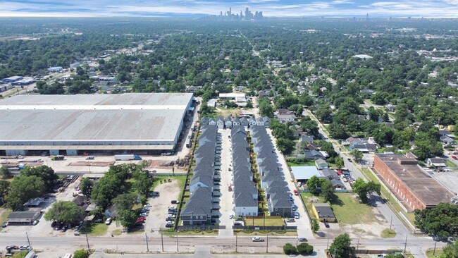 8419 Berry Brush Ln in Houston, TX - Building Photo - Building Photo