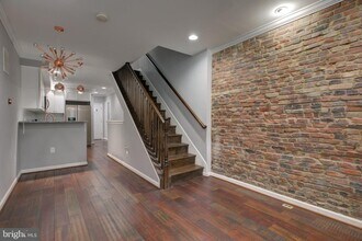 16 N Bradford St in Baltimore, MD - Building Photo - Building Photo