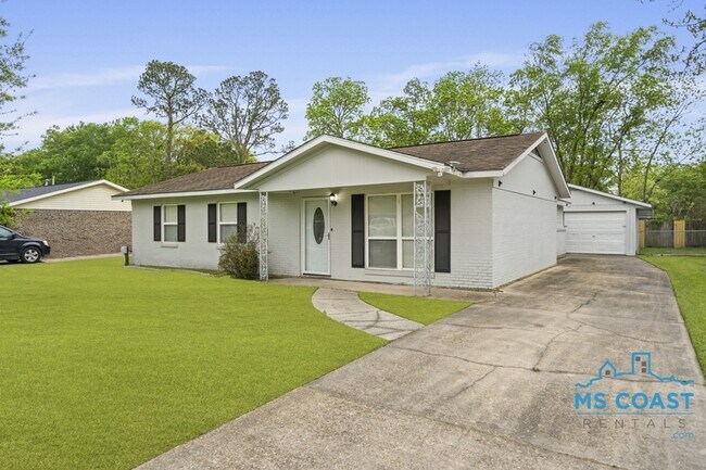 7609 Hammond Dr in Biloxi, MS - Building Photo - Building Photo