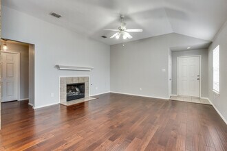 1201 Roping Reins Way in Haslet, TX - Building Photo - Building Photo