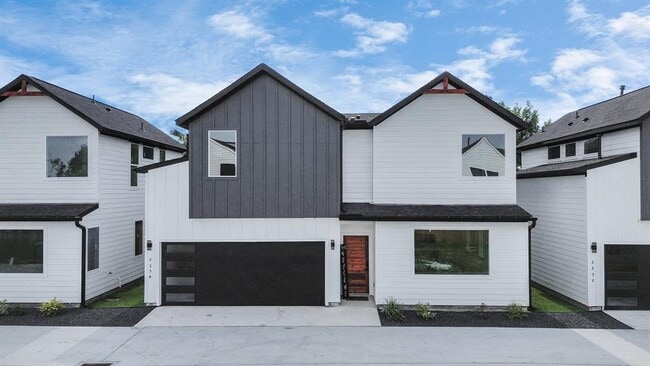 235 Julia St
