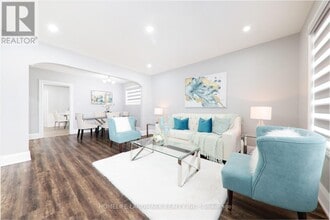 270 Rupert Ave in Whitchurch-Stouffville, ON - Building Photo - Building Photo