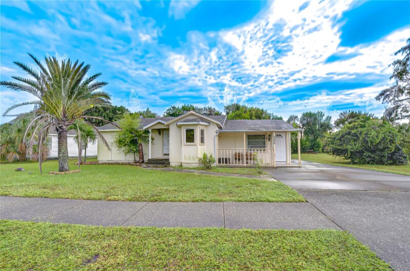 5530 29th St N in St. Petersburg, FL - Building Photo