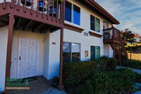 910 S Rancho Santa Fe Rd in San Marcos, CA - Building Photo - Building Photo