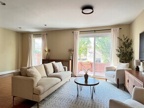 40 Capricorn Ct in Derwood, MD - Building Photo - Building Photo