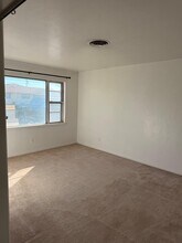 1617 E 49th St in Odessa, TX - Building Photo - Building Photo