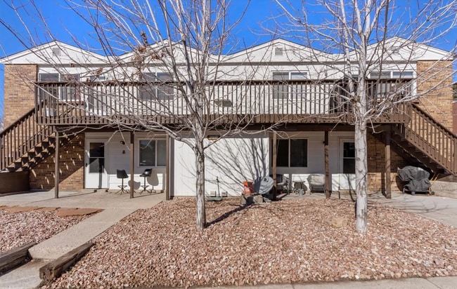 property at 3810 Scott Ln