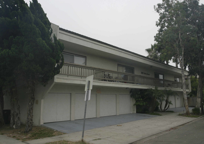 1530 Park Ave in Long Beach, CA - Building Photo - Building Photo