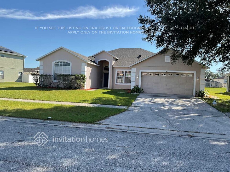 467 Tamarind Parke Ln in Kissimmee, FL - Building Photo