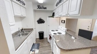 515 S Bender Ave in Humble, TX - Building Photo