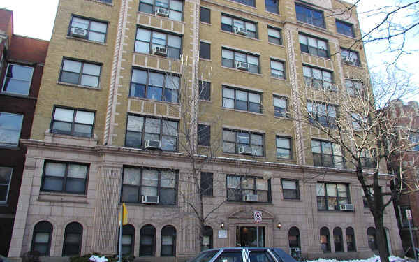 Hyde Park Apartments in Chicago, IL - Building Photo - Building Photo