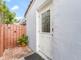1432 NE 5th Ave in Fort Lauderdale, FL - Building Photo
