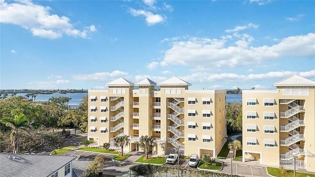 280 Hidden Bay Dr in Osprey, FL - Foto de edificio - Building Photo