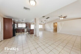11740 N 80th Dr in Peoria, AZ - Building Photo - Building Photo