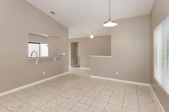 382 Cypress Point Dr in Melbourne, FL - Building Photo - Building Photo