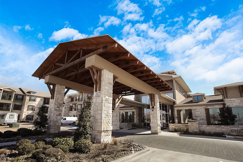 The Chateau Independent Senior Living in McKinney, TX - Foto de edificio