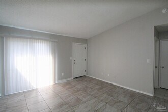 6810 Tiki Ln in Pensacola, FL - Building Photo - Building Photo