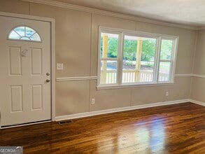 31 Swan Dr in Newnan, GA - Building Photo - Building Photo