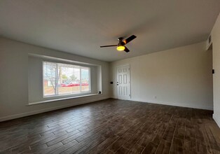 3701 W Keim Dr in Phoenix, AZ - Building Photo - Building Photo