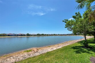 14940 Edgewater Cir in Naples, FL - Building Photo - Building Photo